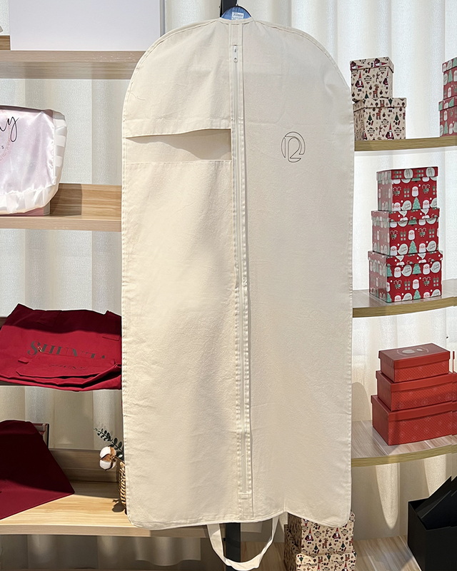 garment bag